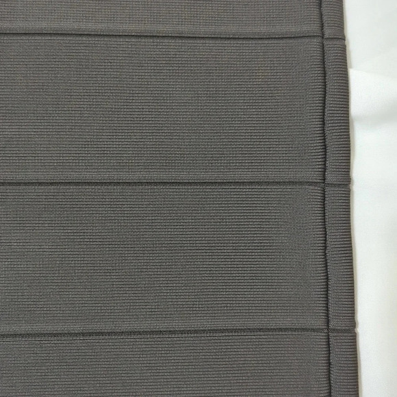 BCBGMAXAZRIA Leger Knit Bandage Pencil Skirt, Color Dark Fatigue Size XXS - Picture 8 of 12